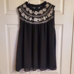 Torrid Black and White Tank